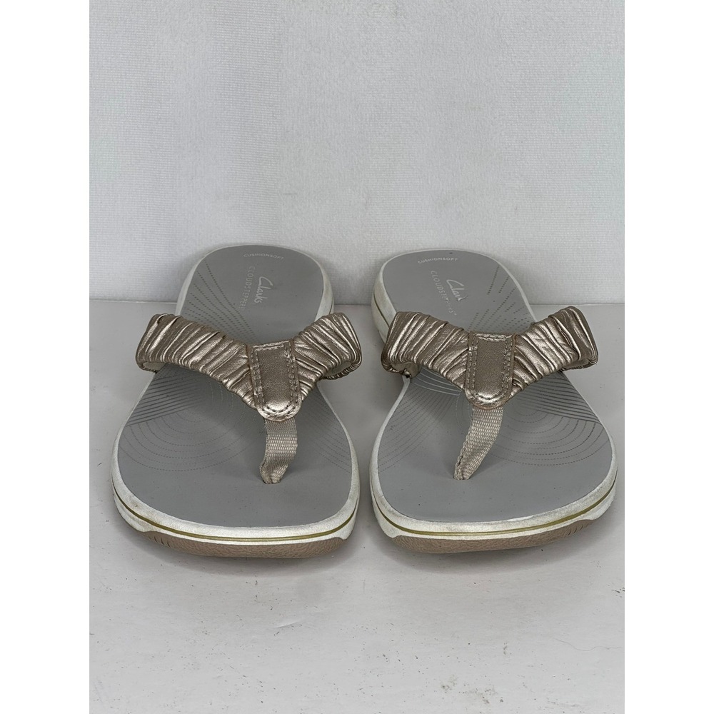 Clarks Cloudsteppers Arla Glitz Metallic Gold Ruched Flip Flop Sandals Womens 10 - Picture 9 of 10